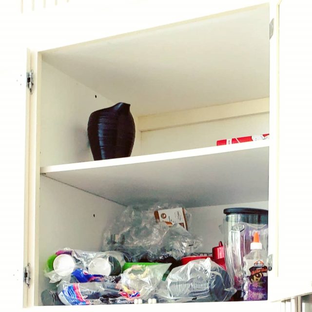 disorganized-pantry-clutter-east-greenwich-rhode-island
